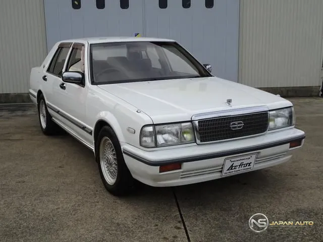 1992 Nissan Gloria Brougham