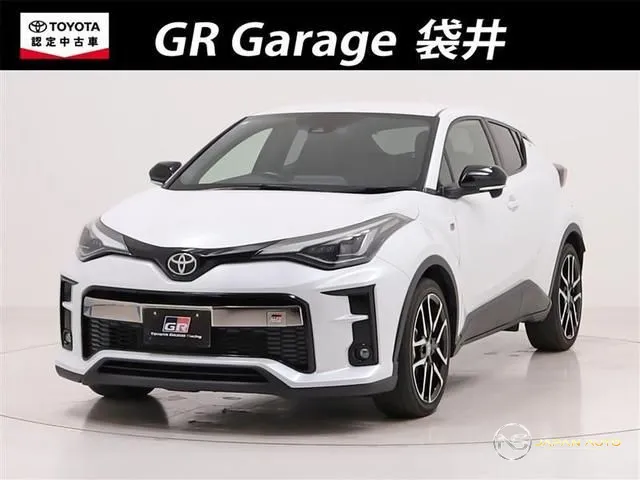 2022 Toyota C-HR S GR Sport
