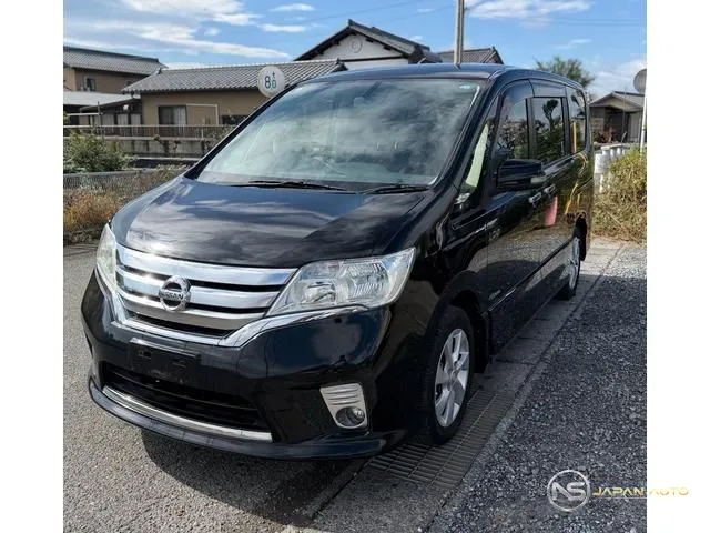 2013 Nissan Serena Highway Star S-Hybrid