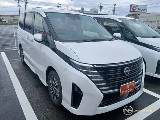 2026 Nissan Serena, photo 1 of 2