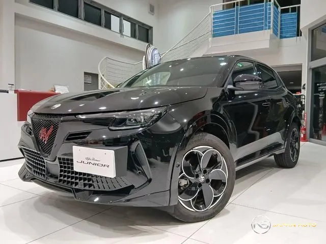 2026 Alfa Romeo Junior Ibrida Premium