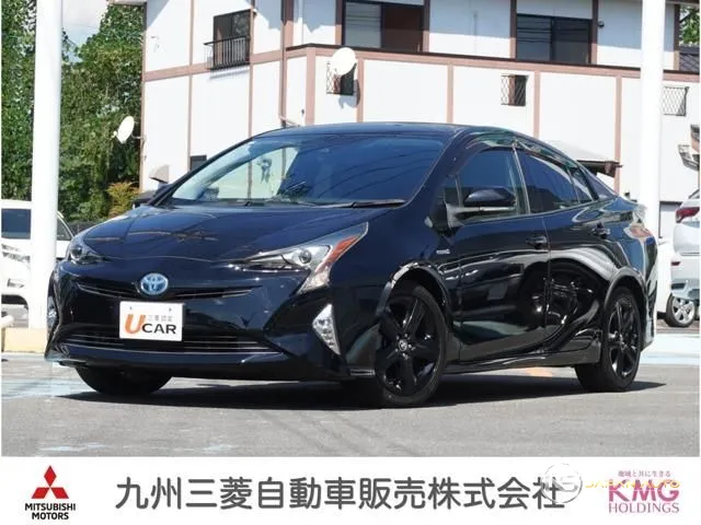 2017 Toyota Prius S Touring Selection