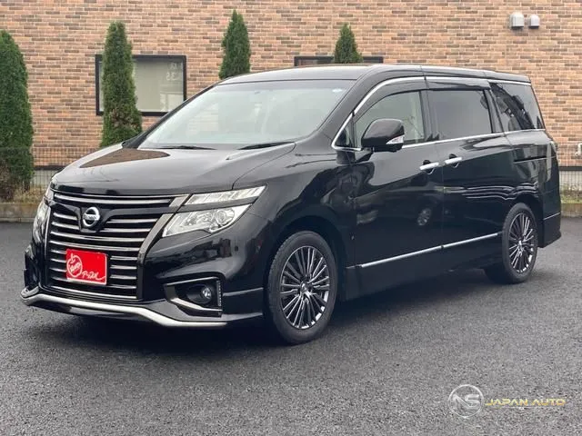 2018 Nissan Elgrand 250HIGHWAY Star S Jet Black Urban Chrome