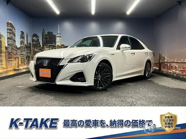 2017 Toyota Crown Hybrid Athlete S J-Frontier