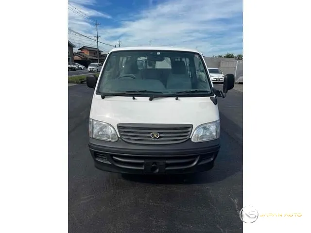 2004 Toyota Hiace Wagon Deluxe Long