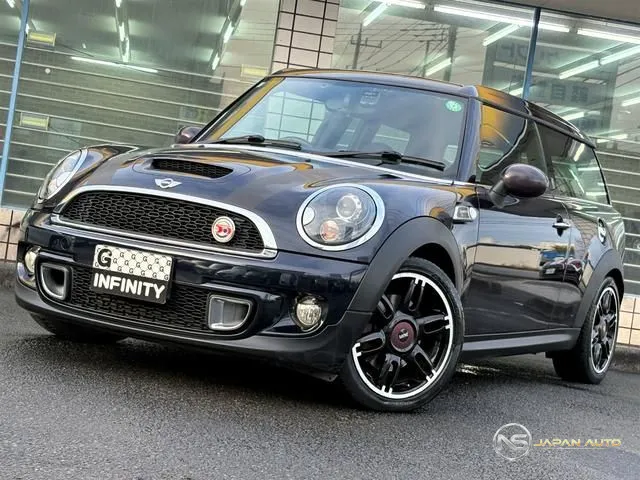 2011 MINI Mini Cooper S Clubman Hampton