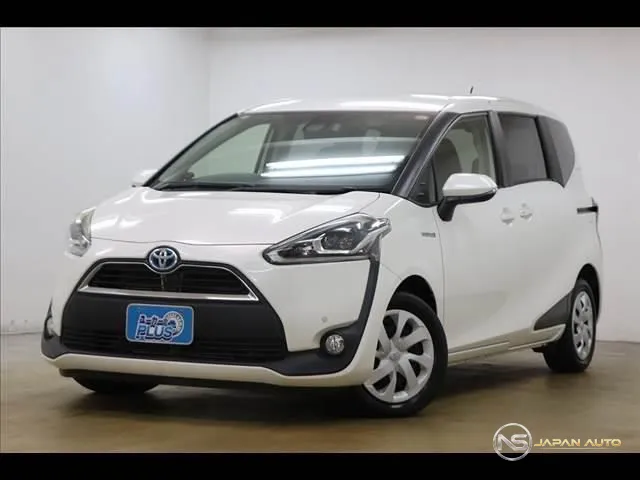 2017 Toyota Sienta Hybrid X