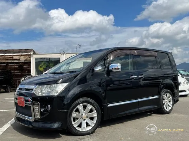 2013 Mitsubishi Delica D:5 Roadest G Power Package