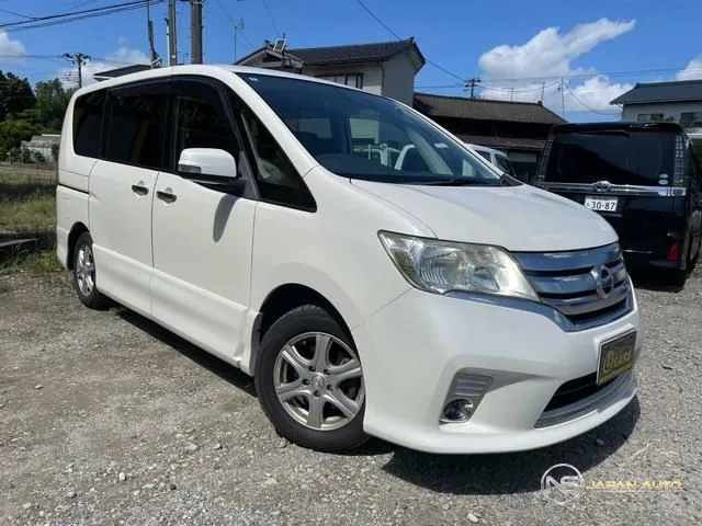 2012 Nissan Serena Highway Star V Selection