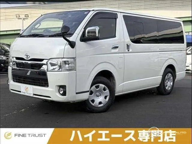 2022 Toyota Hiace Van Long Super GL