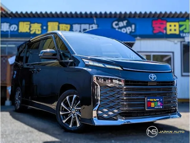 2022 Toyota Voxy Hybrid S-Z