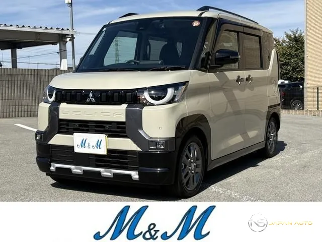2025 Mitsubishi Delica Mini G Premium Limited Edition