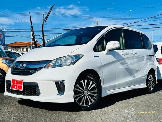 2015 Honda Freed Hybrid Just Selection