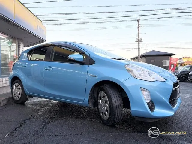 2016 Toyota Aqua G