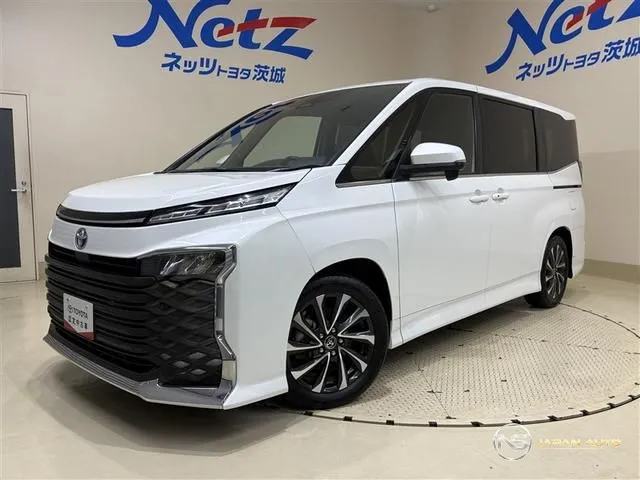 2022 Toyota Voxy Hybrid S-Z