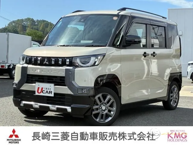 2023 Mitsubishi Delica Mini T Premium