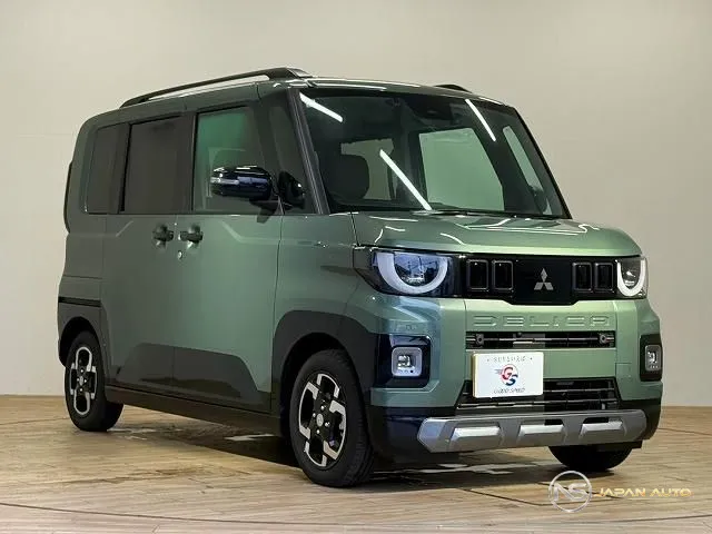 2025 Mitsubishi Delica Mini G Premium