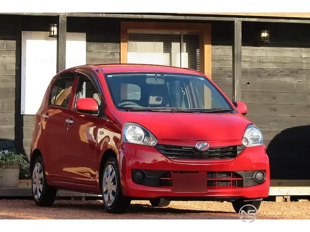 2013 Daihatsu Mira e:S L