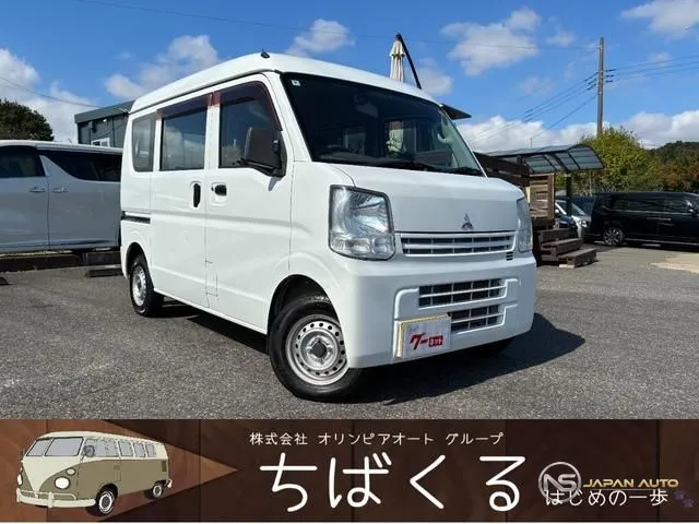 2017 Mitsubishi Minicab Van M