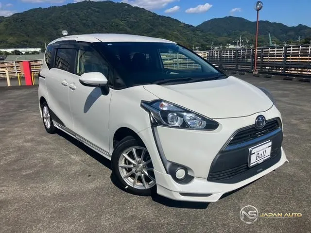 2015 Toyota Sienta Hybrid G