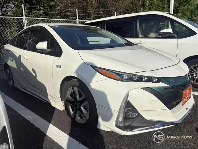2017 Toyota Prius Phv S Navi Package