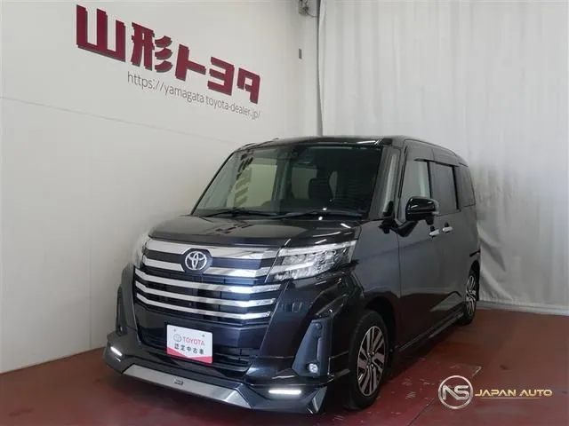 2022 Toyota Roomy Custom G