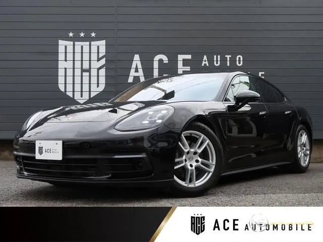 2018 Porsche Panamera Base Grade