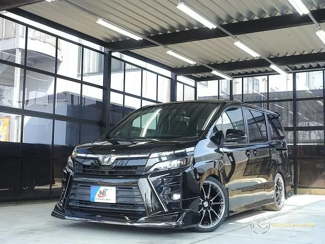 2017 Toyota Voxy ZS