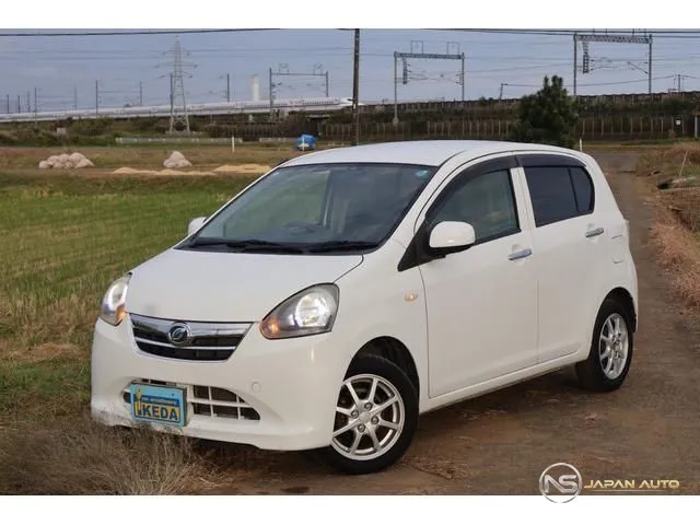 2013 Daihatsu Mira e:S X Memorial Edition