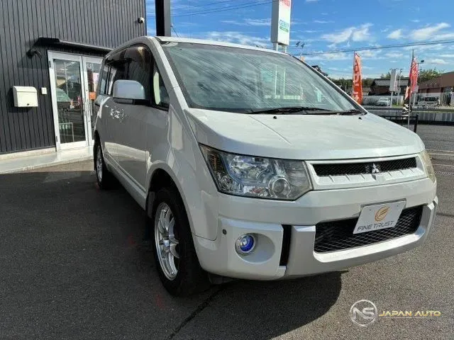 2013 Mitsubishi Delica D:5 D Power Package