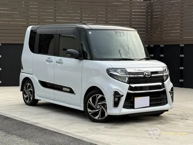 2020 Daihatsu Tanto Custom RS Style Selection