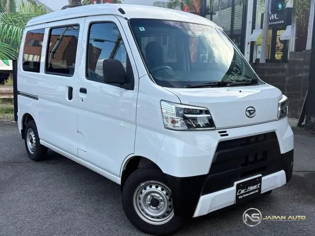 2021 Daihatsu Hijet Cargo DX SA III