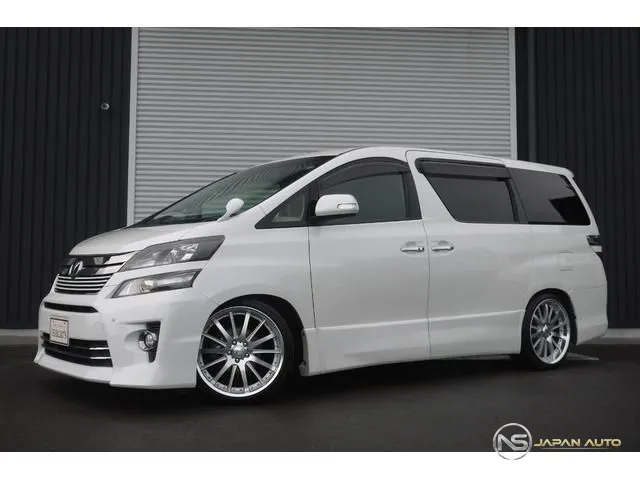 2013 Toyota Vellfire 2.4Z Golden Eyes
