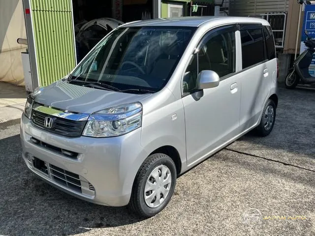 2011 Honda Life G