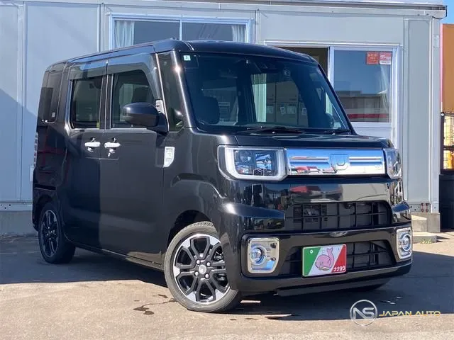 2022 Daihatsu Wake G Turbo VS SA III