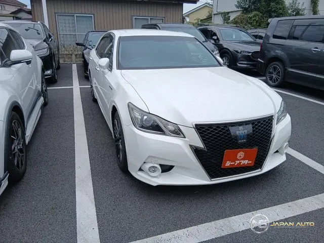 2014 Toyota Crown Hybrid Athlete S Black Style