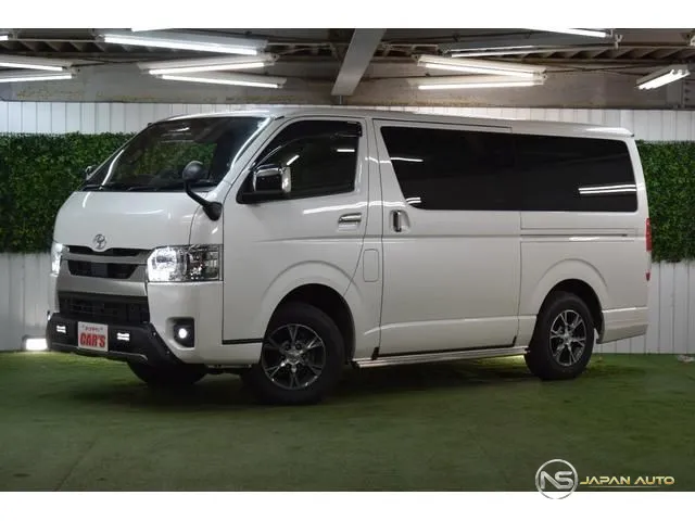 2025 Toyota Hiace Van, photo 1 of 20