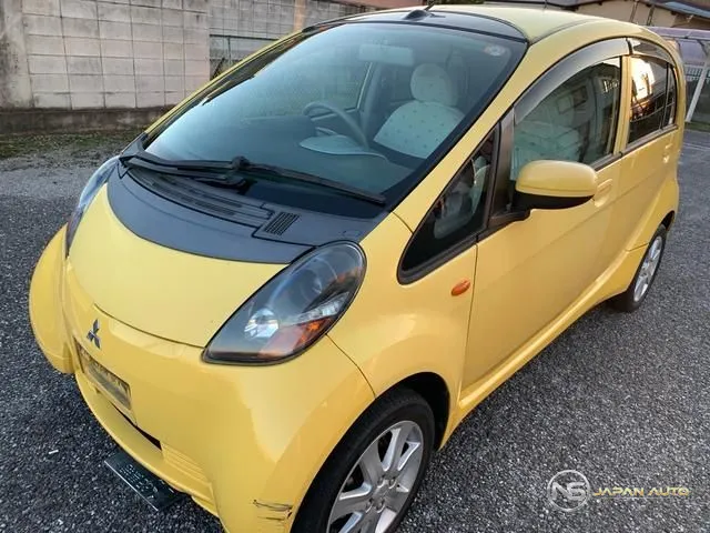 2010 Mitsubishi I Vivace