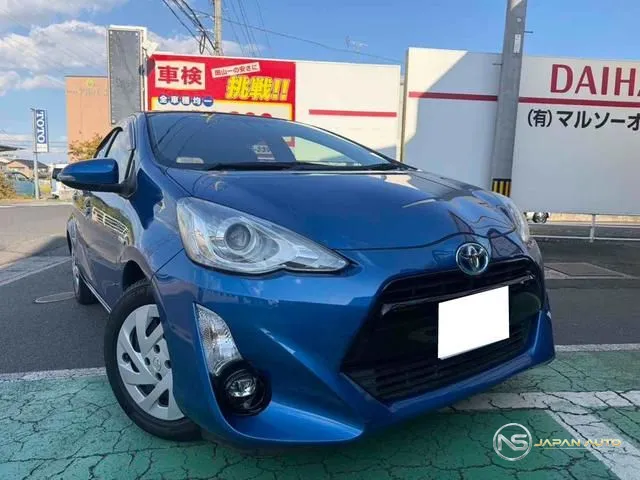 2016 Toyota Aqua S