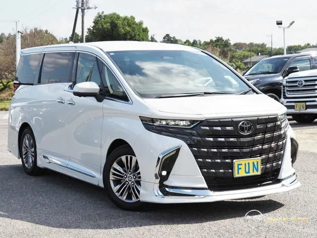 2025 Toyota Alphard Hybrid Z