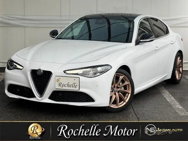 2019 Alfa Romeo Giulia Super