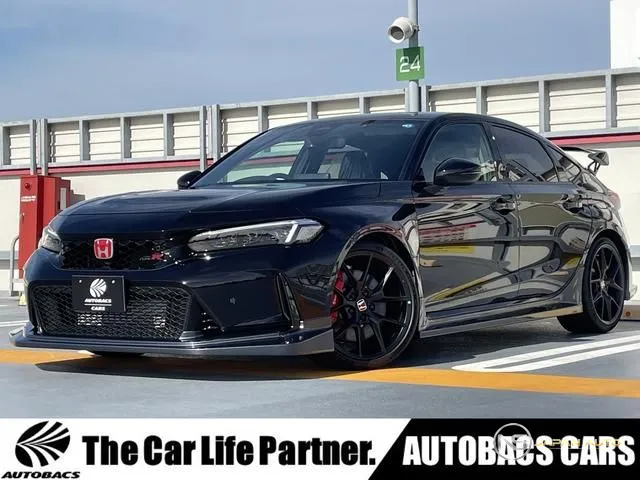 2026 Honda Civic Type R Racing Black Package