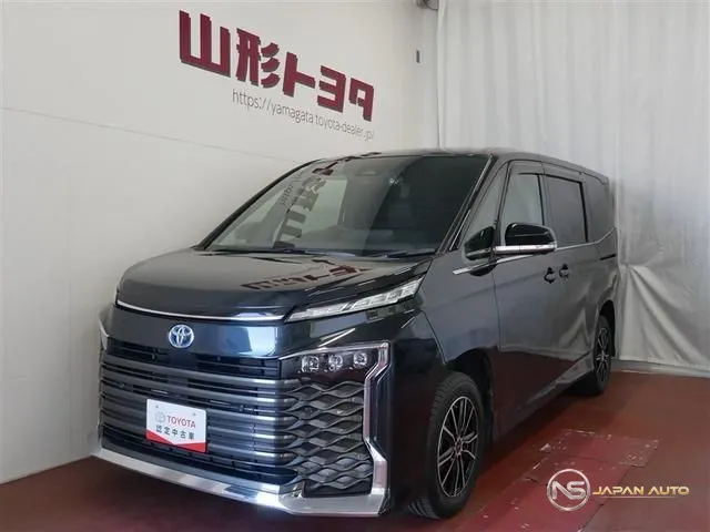 2023 Toyota Voxy Hybrid S-Z