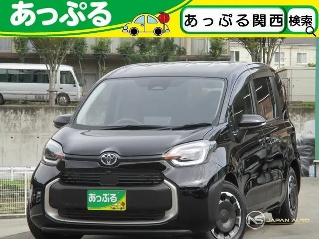 2024 Toyota Sienta Hybrid Z