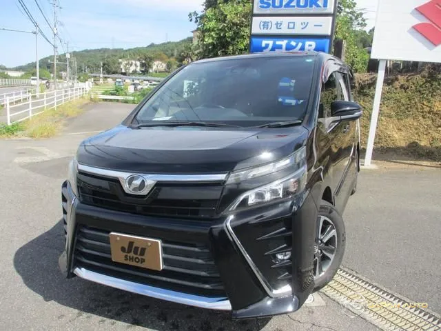 2017 Toyota Voxy ZS