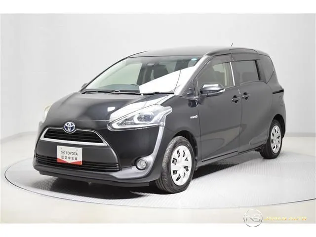 2018 Toyota Sienta, photo 1 of 20