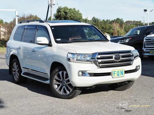 2018 Toyota Land Cruiser ZX