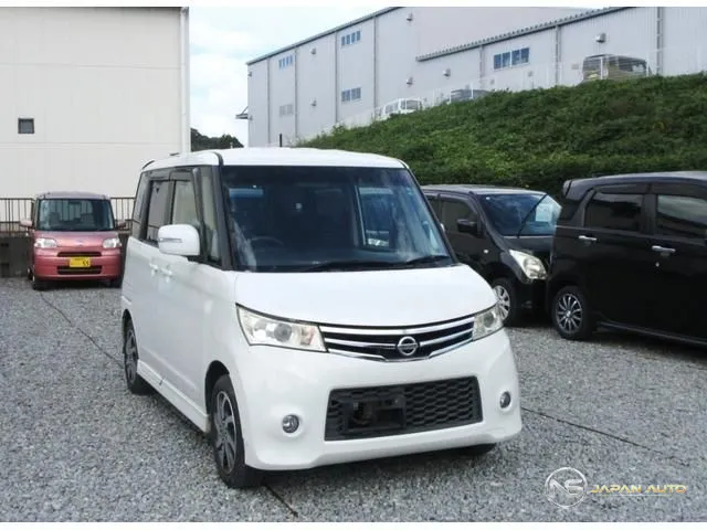 2011 Nissan Roox Highway Star