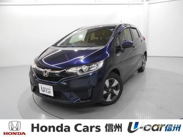 2016 Honda Fit Hybrid, photo 1 of 20