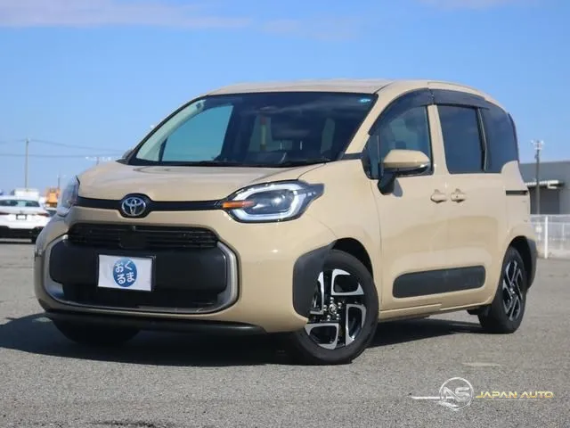 2025 Toyota Sienta Hybrid Z